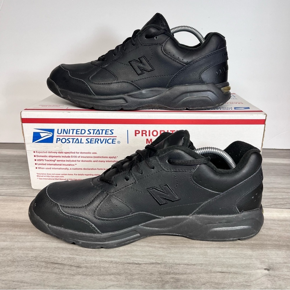 New Balance 574 Black Leather Sneakers Mens 10 Casual Shoes Walking Comfy - Picture 2 of 6